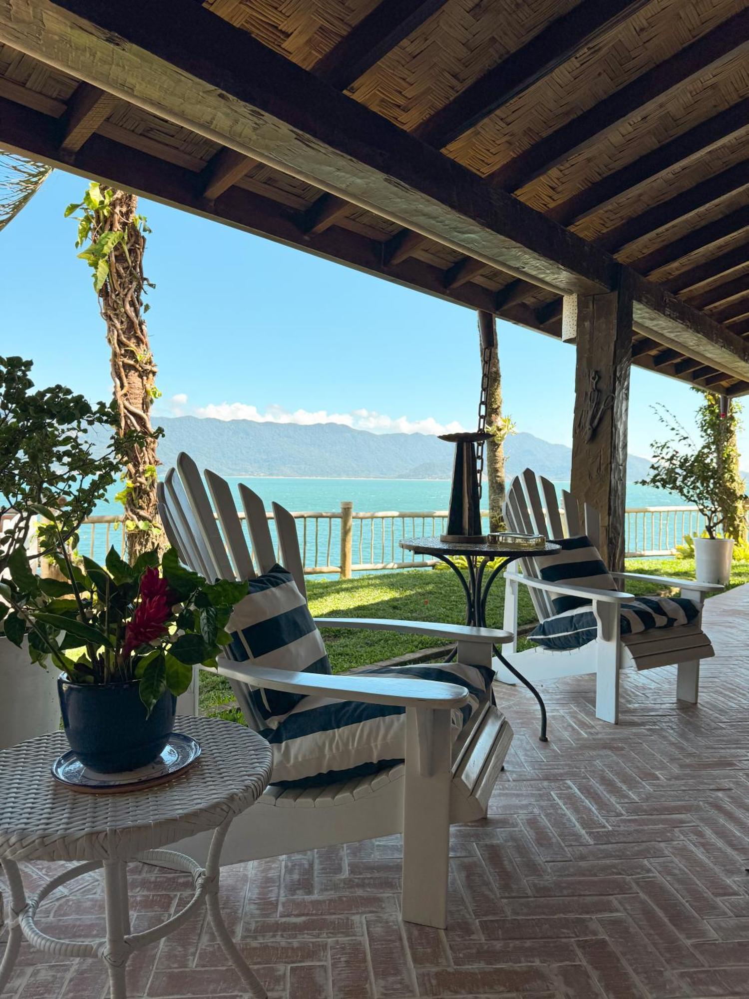 Vilatoro Guest House Ilhabela Bagian luar foto