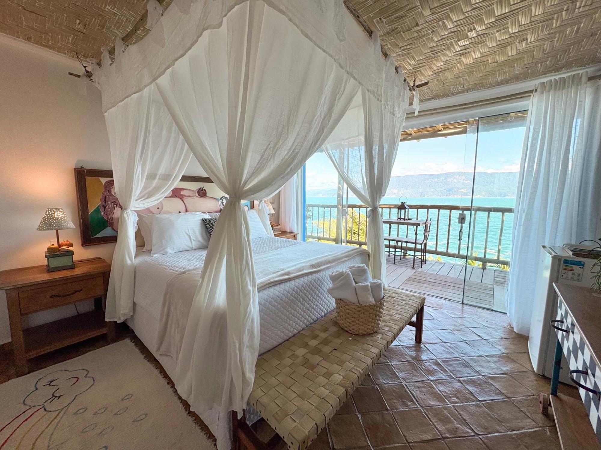 Vilatoro Guest House Ilhabela Bagian luar foto